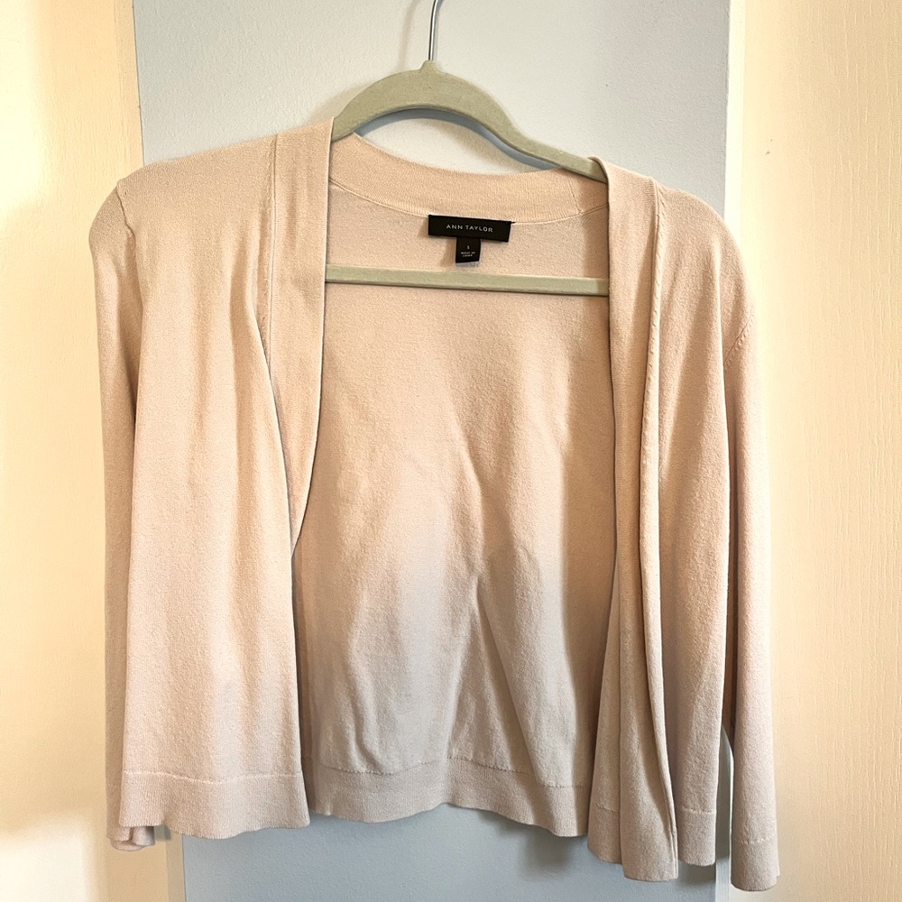 Ann Taylor small women’s cardigan
